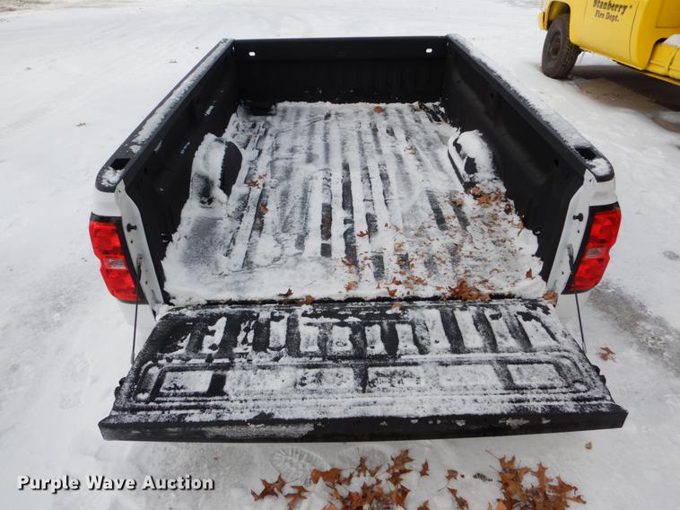 image for item FI9551 Automotive parts and accessories