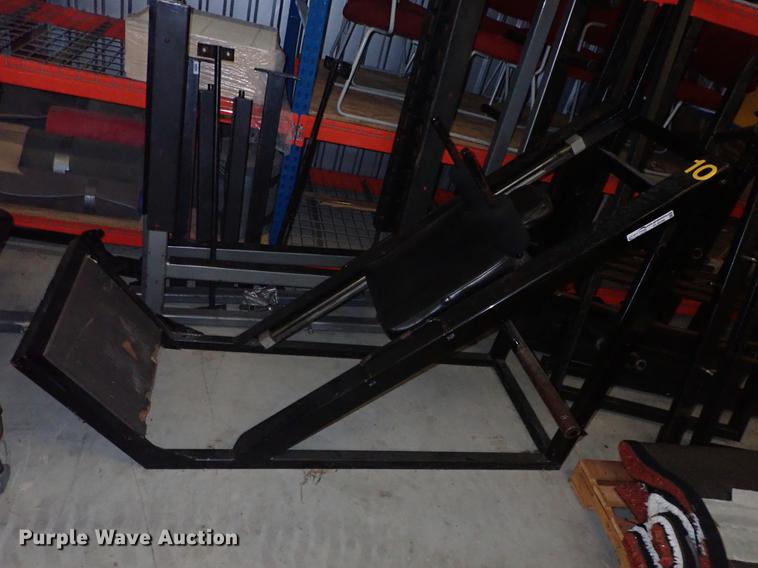 image for item FL9599 Squat machine