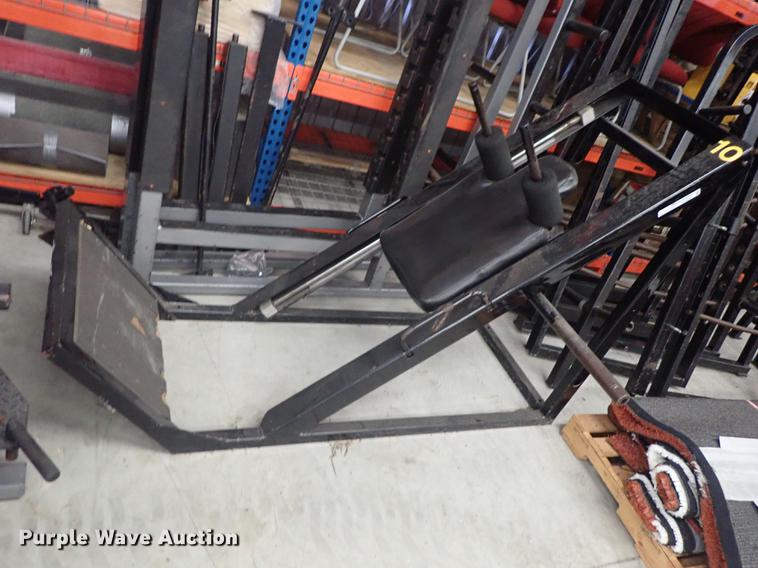 image for item FL9599 Squat machine