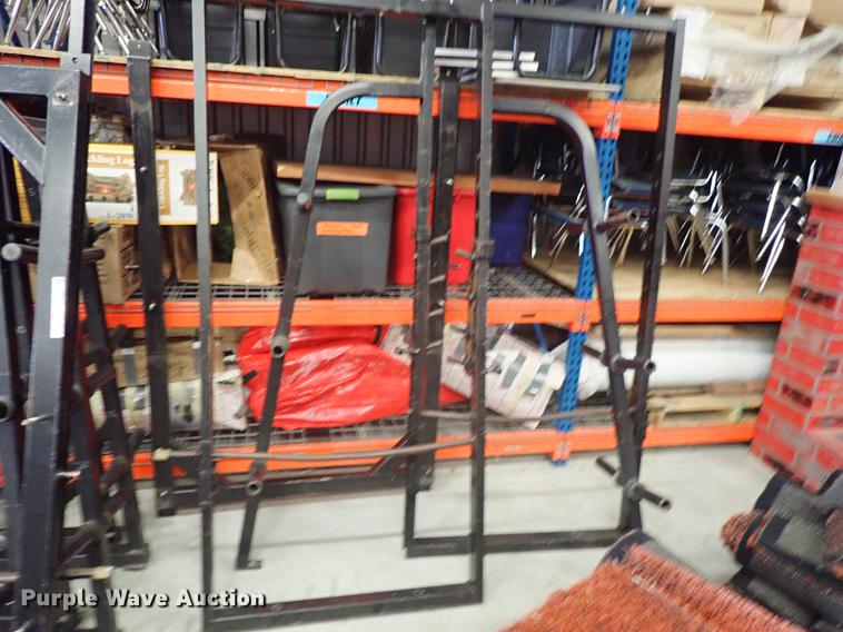 image for item FL9601 (2) squat racks