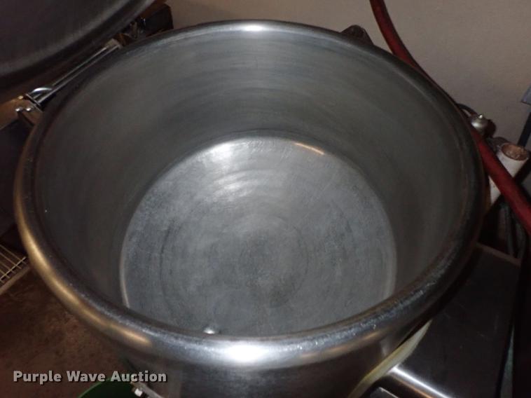 image for item FL9606 Vulcan 3371 steam kettle