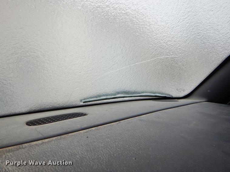 image for item FQ9622 2000 Dodge Ram Wagon B3500 van