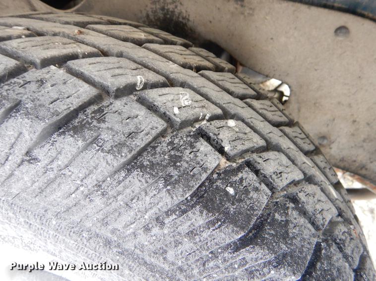 image for item FQ9622 2000 Dodge Ram Wagon B3500 van