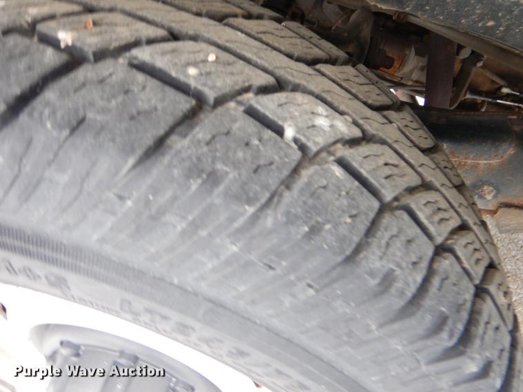 image for item FQ9622 2000 Dodge Ram Wagon B3500 van