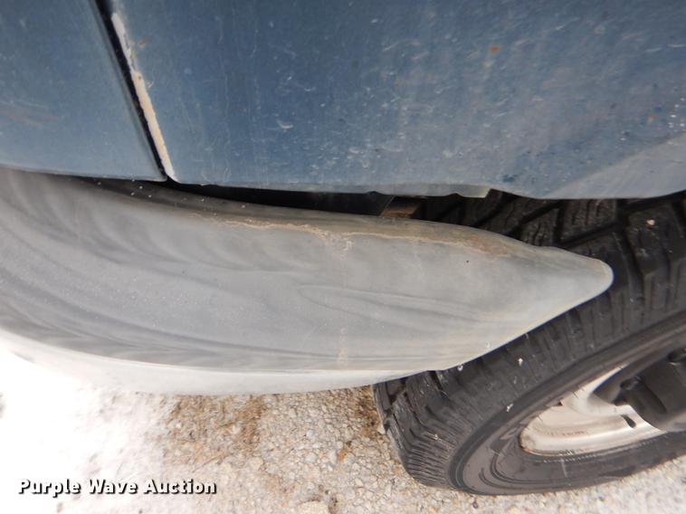 image for item FQ9622 2000 Dodge Ram Wagon B3500 van