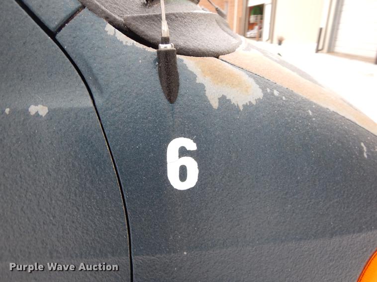 image for item FQ9622 2000 Dodge Ram Wagon B3500 van