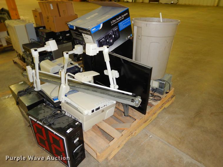 image for item FQ9627 Office supplies