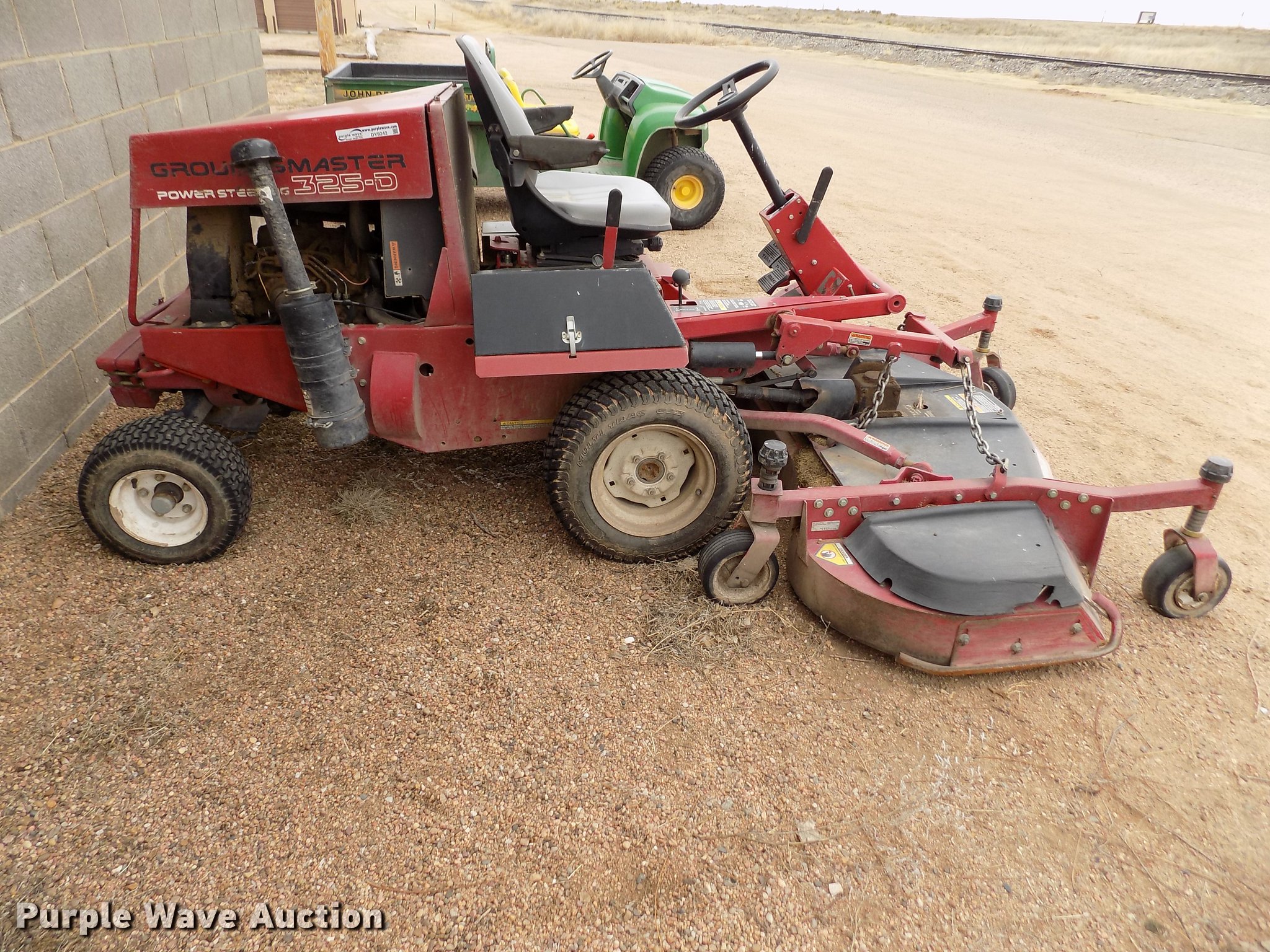Toro Groundsmaster 325D lawn mower in Hugoton, KS | Item DY9242 sold