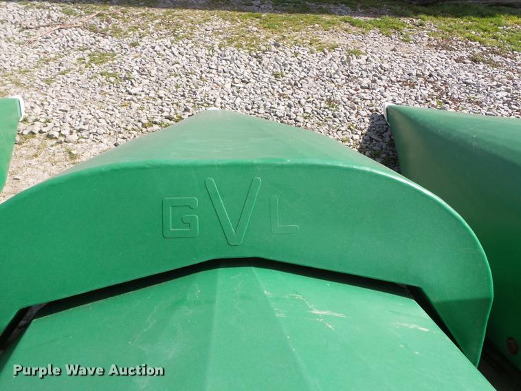 image for item CD9577 John Deere 644 corn head