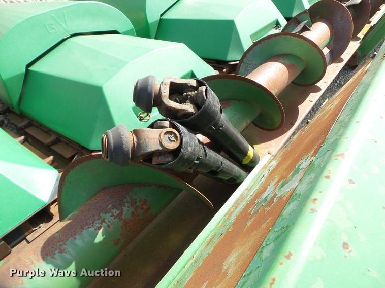 image for item CD9577 John Deere 644 corn head