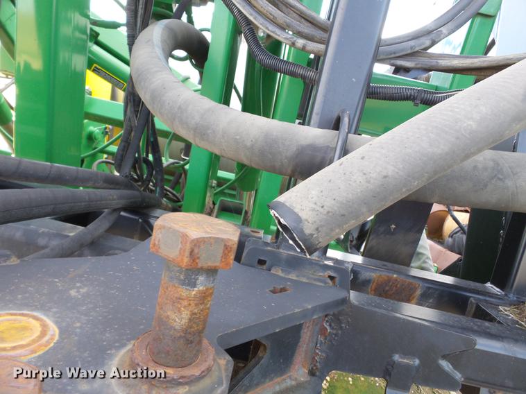 image for item CD9600 John Deere sprayer bed