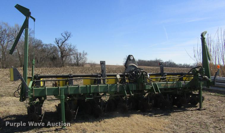 image for item DB4911 John Deere 1700 Max Emerge Plus no-till planter