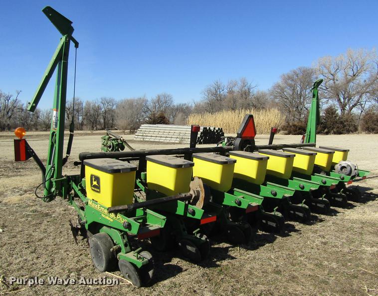 image for item DB4911 John Deere 1700 Max Emerge Plus no-till planter