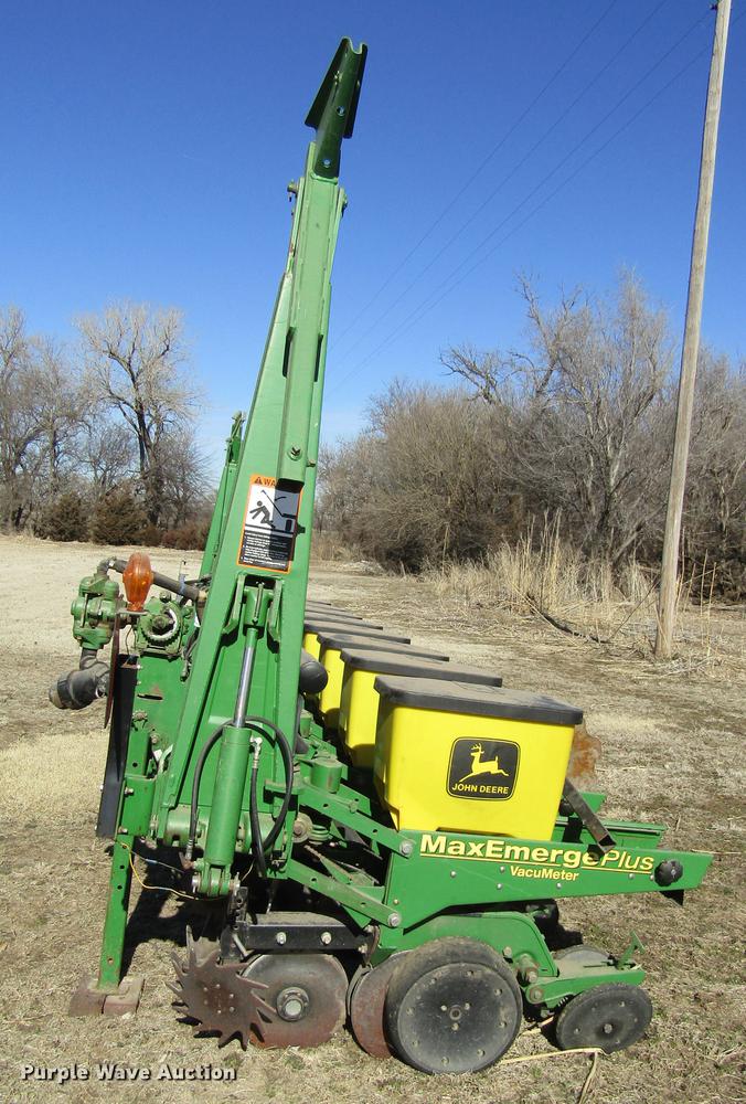 image for item DB4911 John Deere 1700 Max Emerge Plus no-till planter