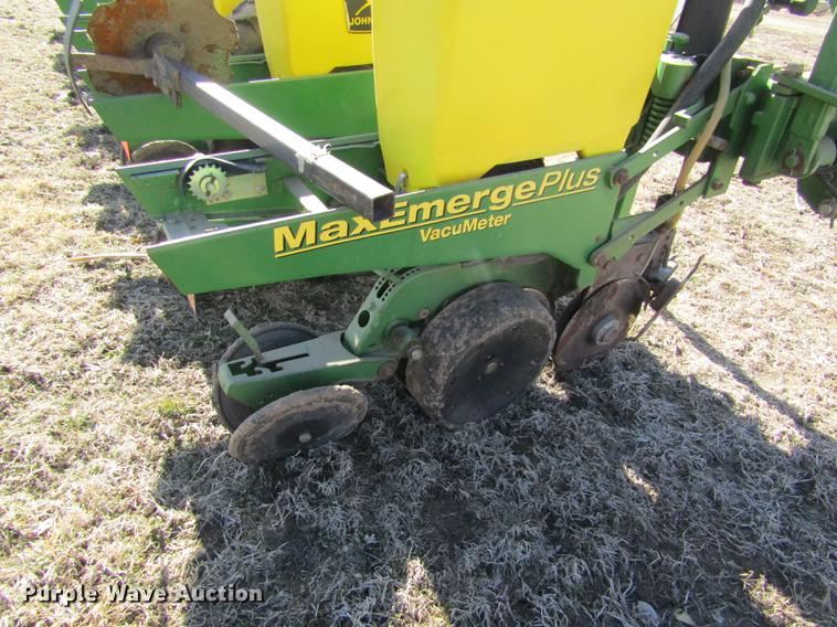 image for item DB4911 John Deere 1700 Max Emerge Plus no-till planter