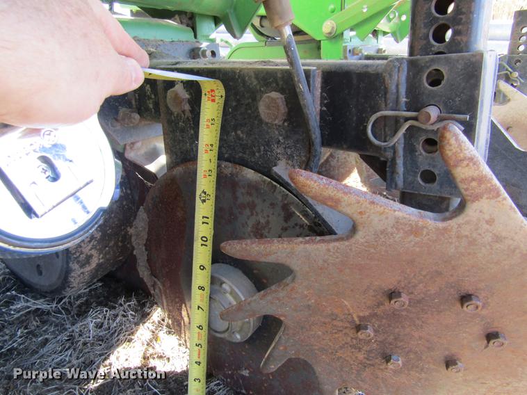 image for item DB4911 John Deere 1700 Max Emerge Plus no-till planter