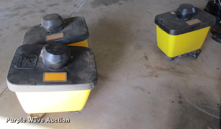 image for item DB4911 John Deere 1700 Max Emerge Plus no-till planter