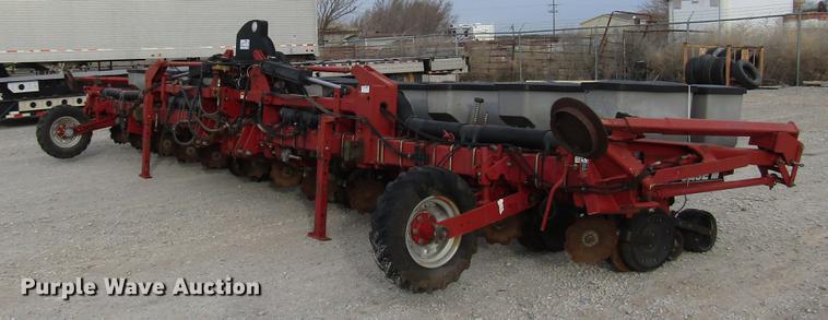 image for item DB6875 Case IH 1200 planter