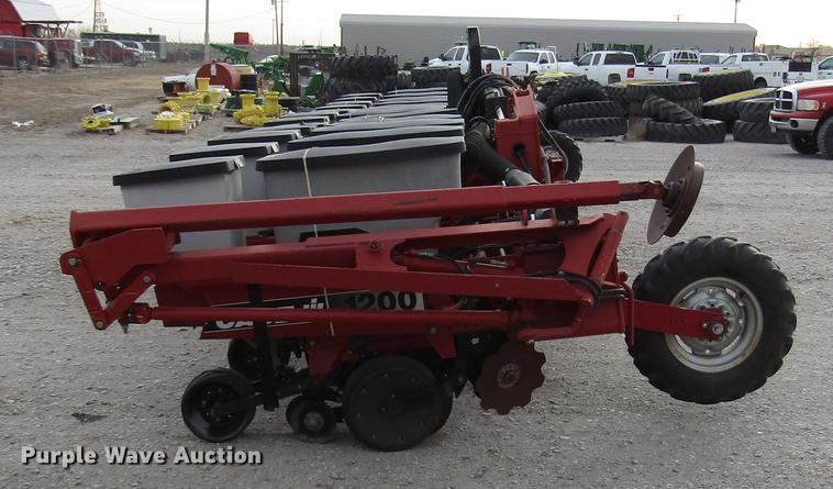 image for item DB6875 Case IH 1200 planter