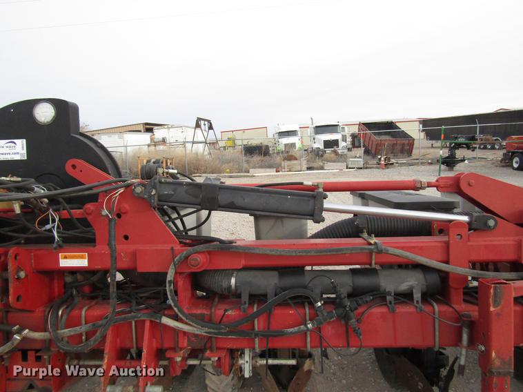 image for item DB6875 Case IH 1200 planter