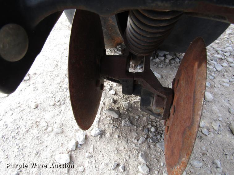 image for item DB6875 Case IH 1200 planter