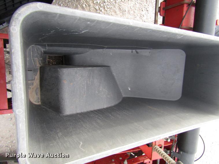 image for item DB6875 Case IH 1200 planter
