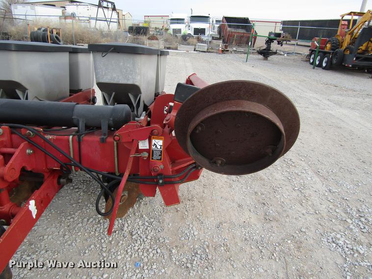 image for item DB6875 Case IH 1200 planter