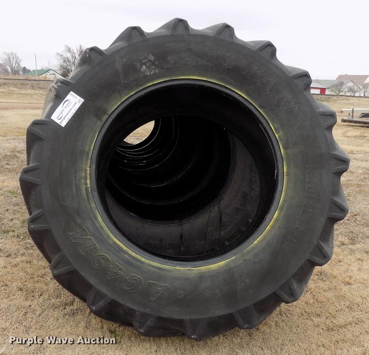 image for item DD3638 (9) 710/70R42 tires