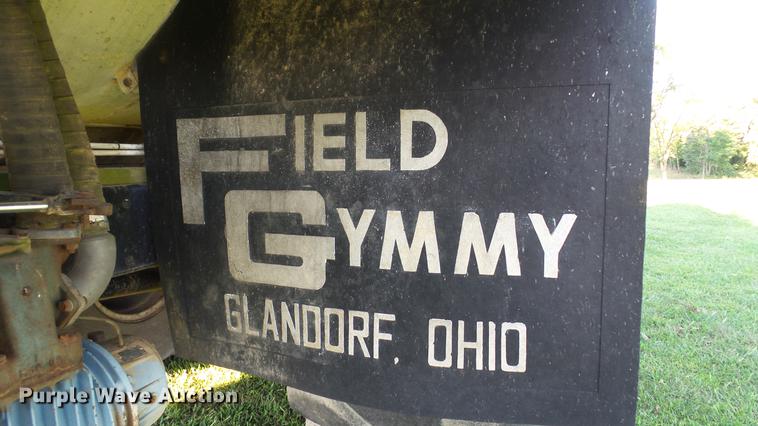 image for item DD7393 1985 GMC 7000 liquid manure spreader truck