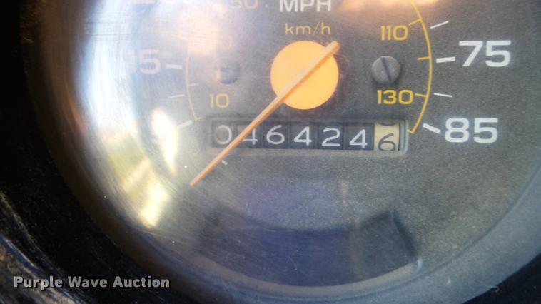 image for item DD7393 1985 GMC 7000 liquid manure spreader truck