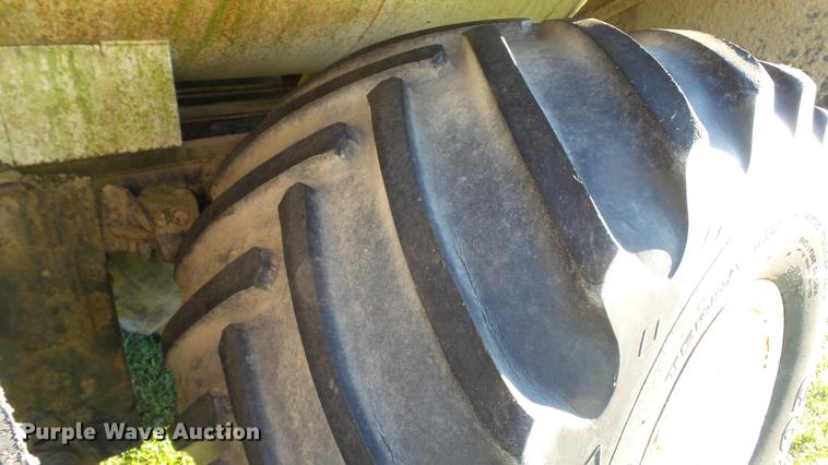 image for item DD7393 1985 GMC 7000 liquid manure spreader truck