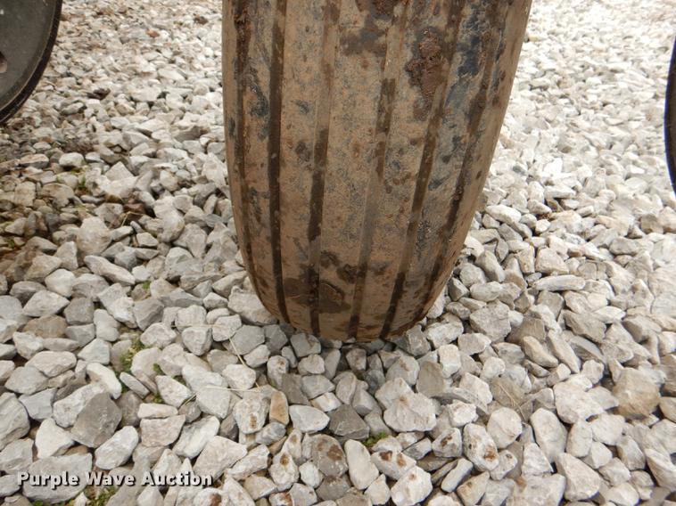 image for item DE0139 2006 John Deere 1750 planter