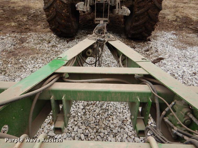 image for item DE0139 2006 John Deere 1750 planter