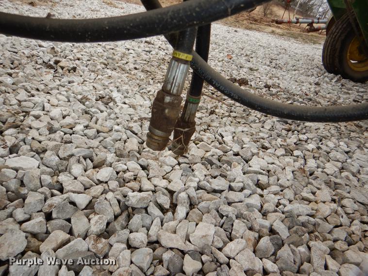 image for item DE0139 2006 John Deere 1750 planter