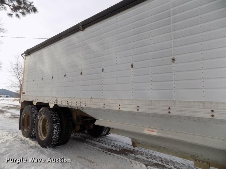 image for item DE7608 1980 Timpte double hopper bottom grain trailer