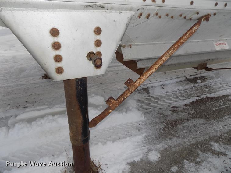 image for item DE7608 1980 Timpte double hopper bottom grain trailer