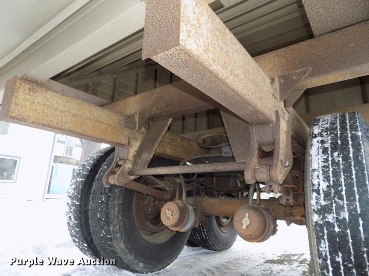 image for item DE7608 1980 Timpte double hopper bottom grain trailer