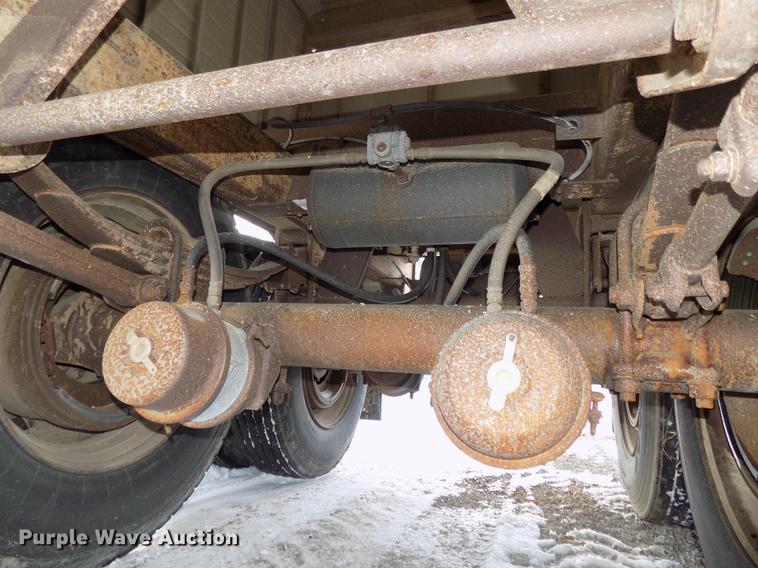 image for item DE7608 1980 Timpte double hopper bottom grain trailer