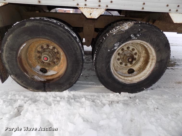 image for item DE7608 1980 Timpte double hopper bottom grain trailer