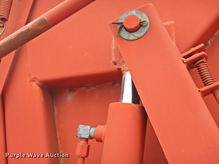 image for item DF2507 1989 New Holland 855 round baler