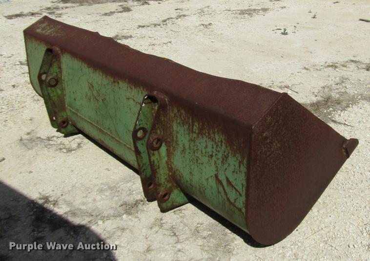 image for item DF2513 1984 John Deere 1650 tractor