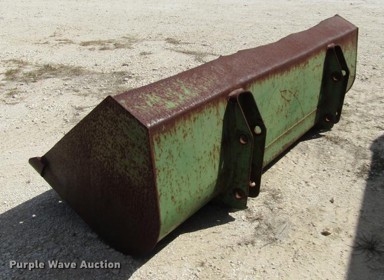 image for item DF2513 1984 John Deere 1650 tractor