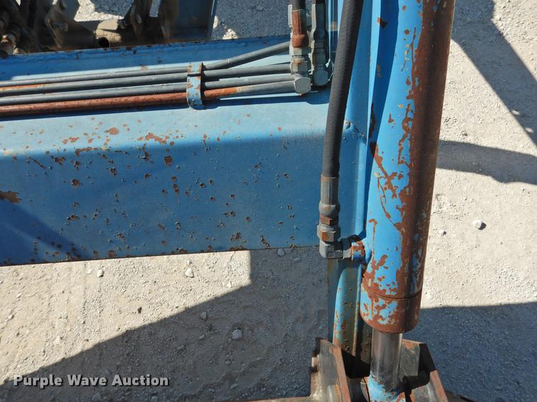 image for item DF2521 Ford 7109 loader