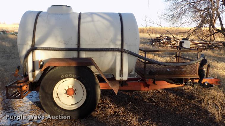 image for item DF2943 Nurse tank trailer