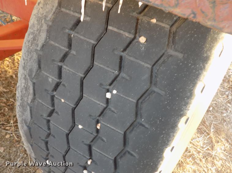 image for item DF2943 Nurse tank trailer