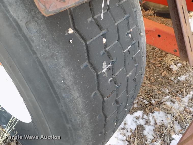 image for item DF2943 Nurse tank trailer