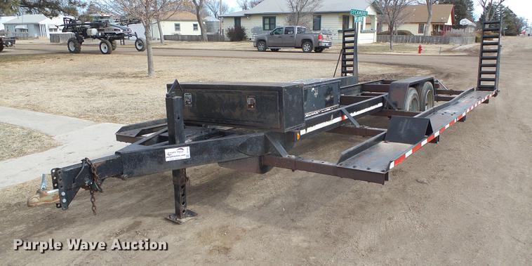 image for item DF2955 1998 B&B sprayer trailer