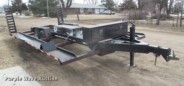image for item DF2955 1998 B&B sprayer trailer