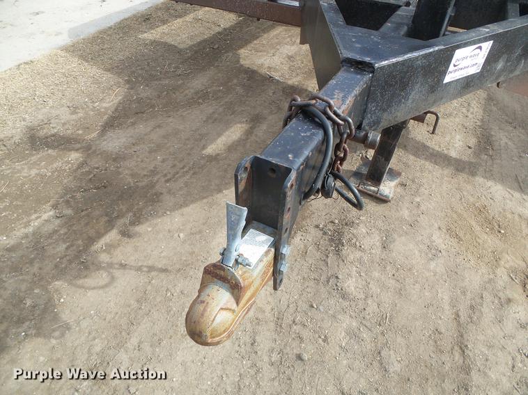 image for item DF2955 1998 B&B sprayer trailer