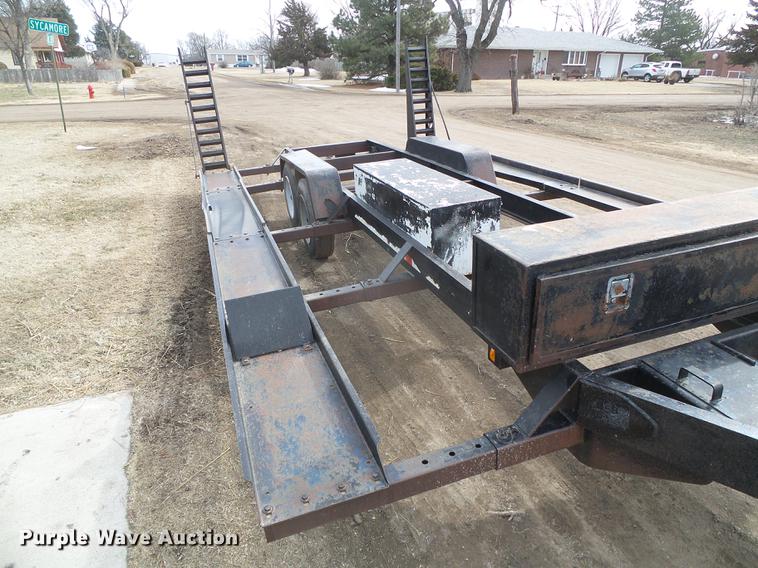image for item DF2955 1998 B&B sprayer trailer